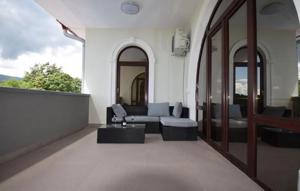 Villa Jasmin By Villas Guide Ruzici