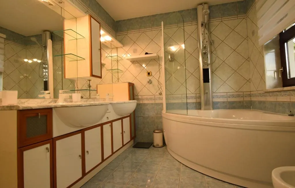 Villa Jasmin By Villas Guide Ruzici